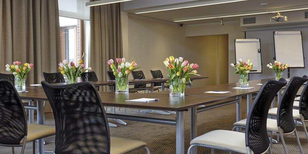 Mercure Wiazowna Brant Exteriör bild