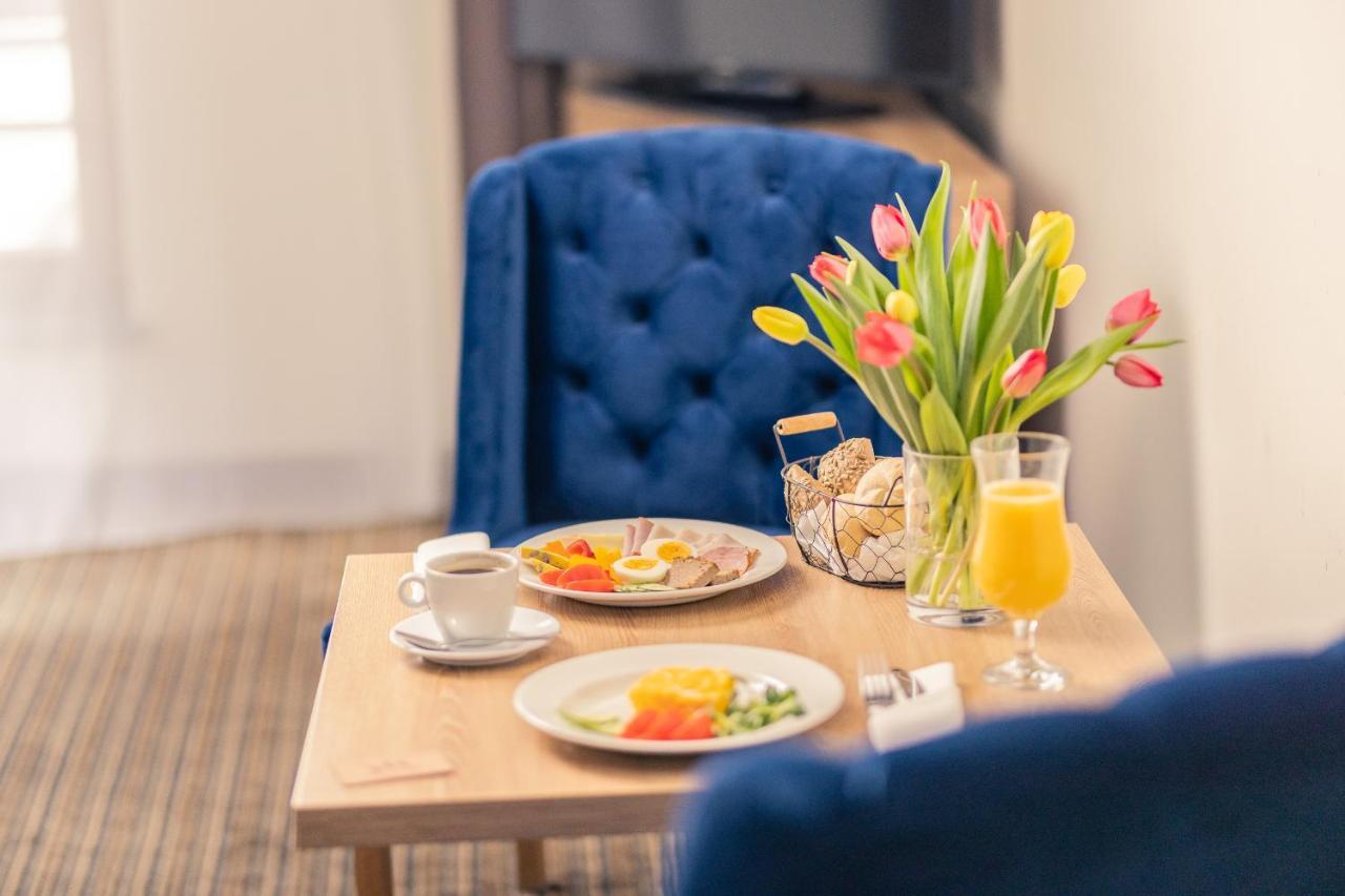 Mercure Wiazowna Brant Exteriör bild