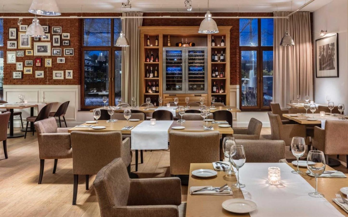 Mercure Wiazowna Brant Exteriör bild