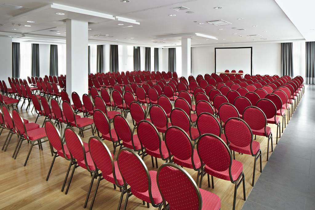 Mercure Wiazowna Brant Exteriör bild